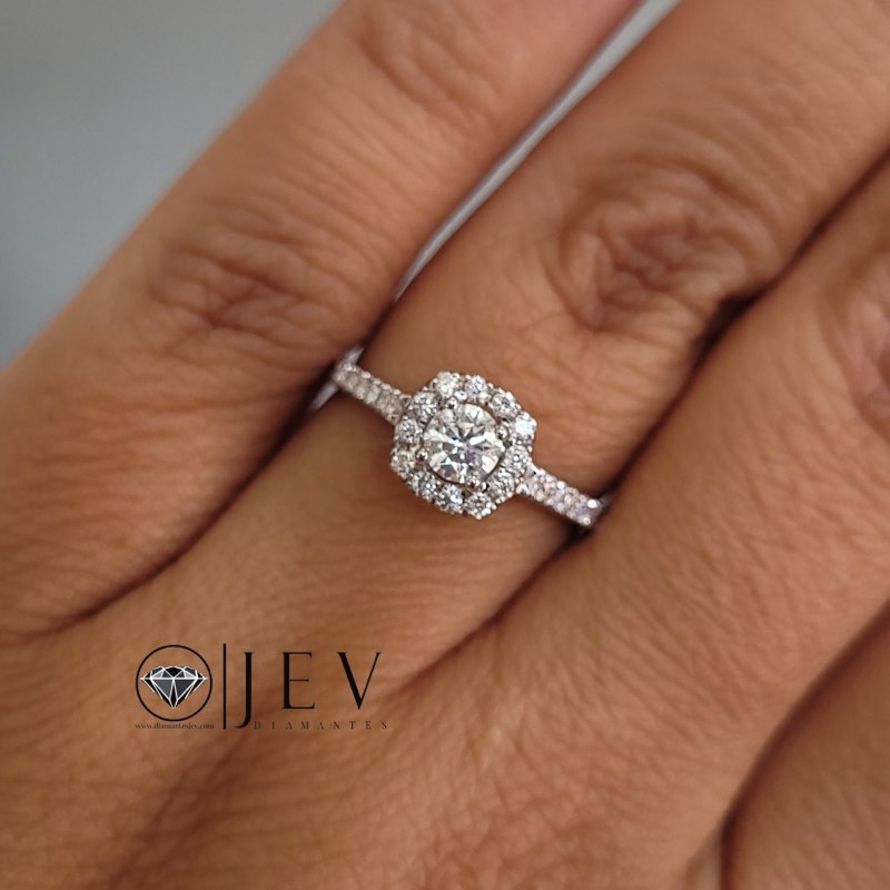 Anillo Halo